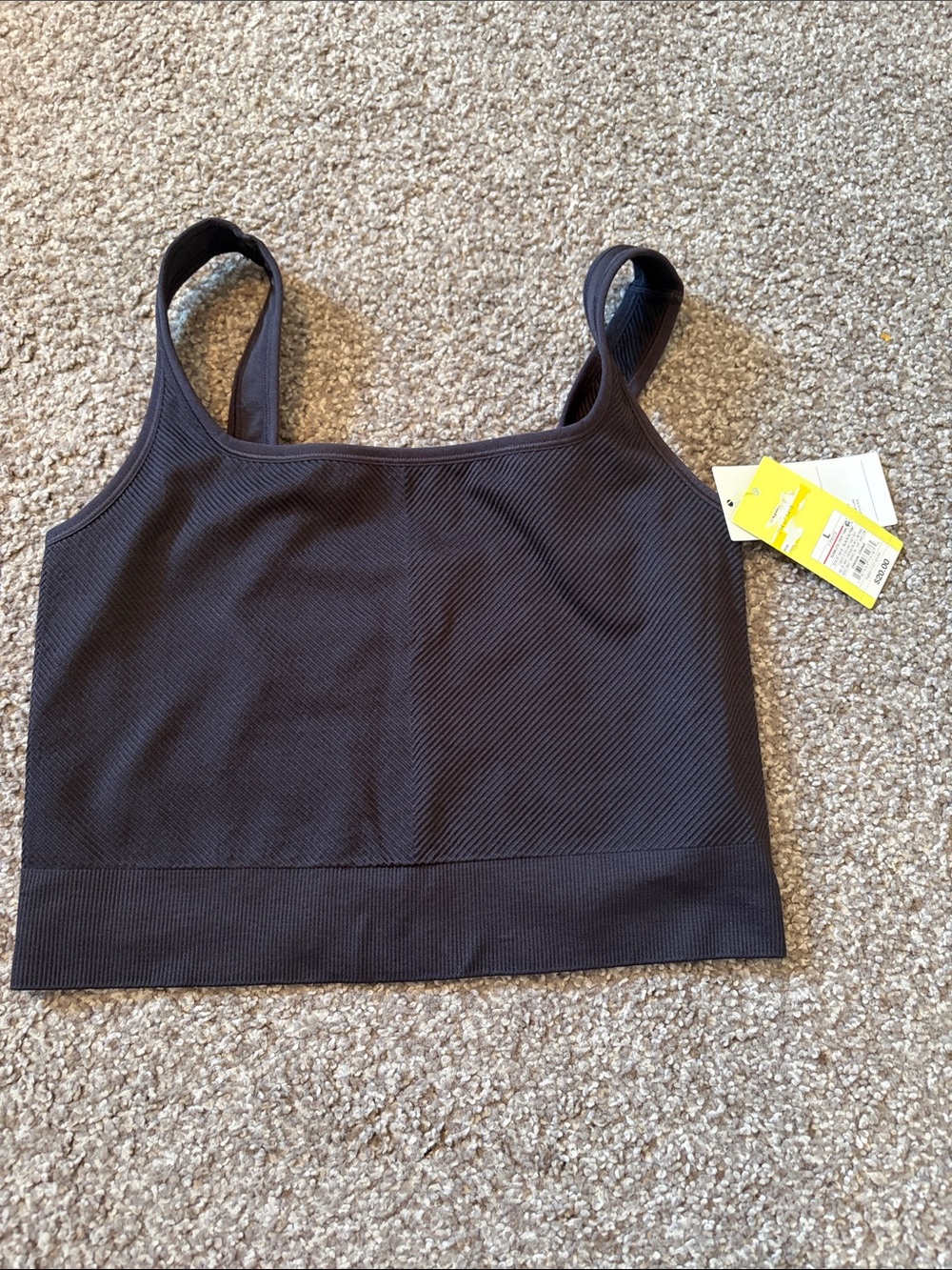 NWT All in Motion Seamless Ribbed Crop Tank - Black